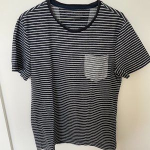 Banana Republic Slim Fit Slub Tee